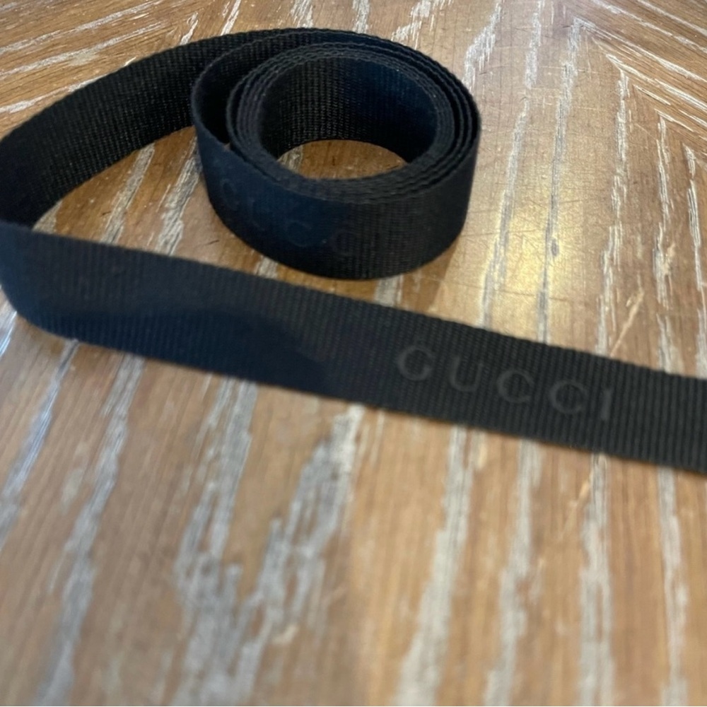 Authentic Gucci Ribbon - Picture 3 of 4